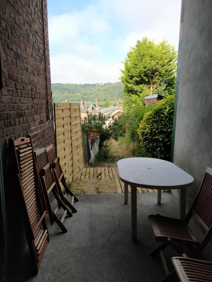 Le Nid Normand Avec Terrasse - Stationnement Facile Et Gratuit - 5 Min Seine Apartment Deville-les-Rouen Bagian luar foto