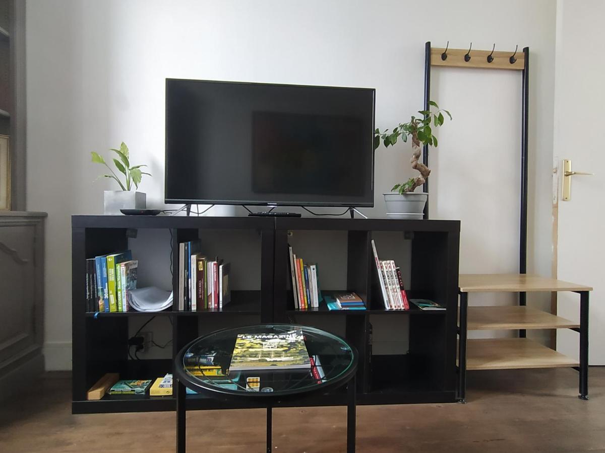 Le Nid Normand Avec Terrasse - Stationnement Facile Et Gratuit - 5 Min Seine Apartment Deville-les-Rouen Bagian luar foto